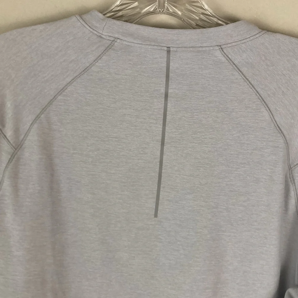 Lululemon men’s long-sleeve 124 gray/blue shirt, medium - Picture 13 of 16